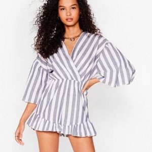 ⭐ NWT Nasty Gal Linen Blue Stripe Ruffle Romper ⭐